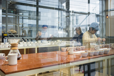 Blue Bottle Coffee Kiyosumi-Shirakawa Roastery & Cafe by Schemata
