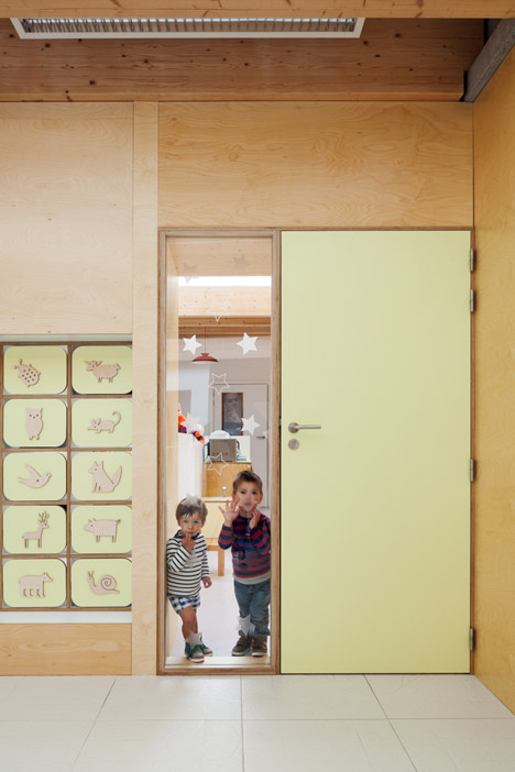 Daycare centre, Brussels by ZAmpone Architectuur
