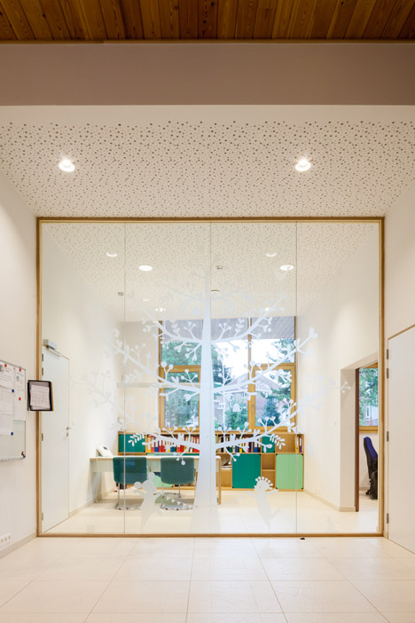Daycare centre, Brussels by ZAmpone Architectuur