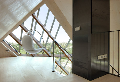 Dune House by Marc Koehler Architects