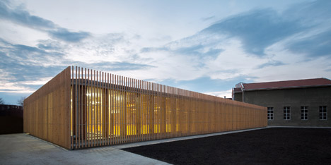 Elementary School Sports Hall by Jovan Mitrović