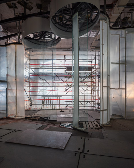 Elphilarmonie by Herzog de Meuron construction photography