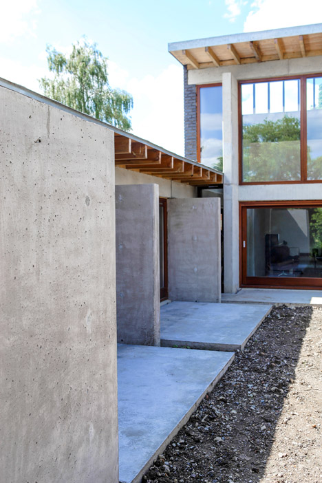 Esher House by Groves Natcheva Architects