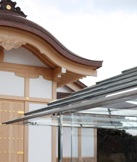 Glass Teahouse by Tokujin Yoshioka