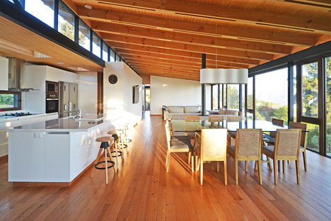 House-Chile-Alvaro-Arancibia-Sebastian-Coll_dezeen_468_3