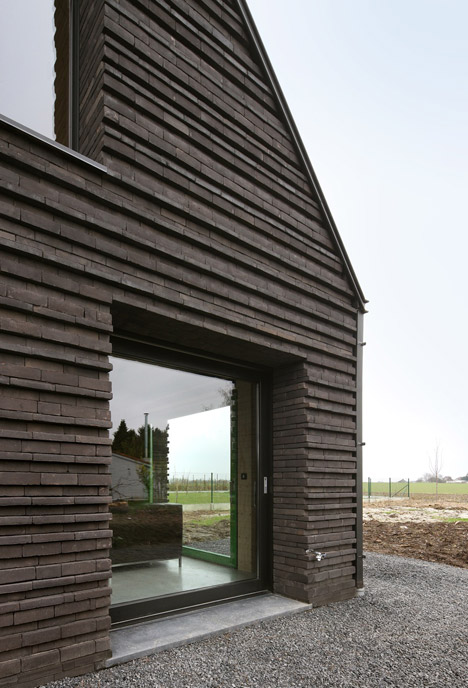 House VR in Belgium by Lezze