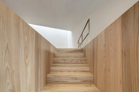 House at Mill Creek by Pedevilla Architecs