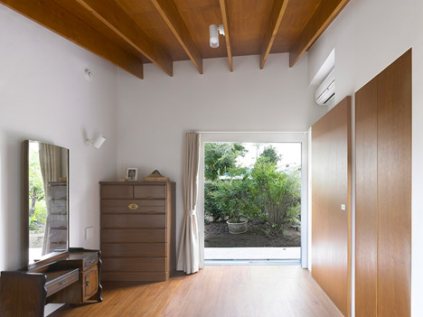 House for dairy farmers by Moo-Flat Design