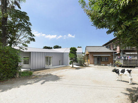 House for dairy farmers by Moo-Flat Design