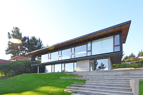 House in Chile by Alvaro Arancibia
