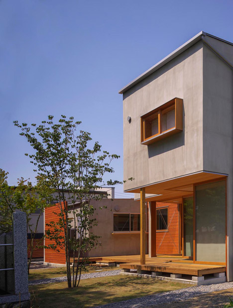 House in Toin by Kazuki Moroe