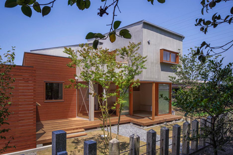 House in Toin by Kazuki Moroe