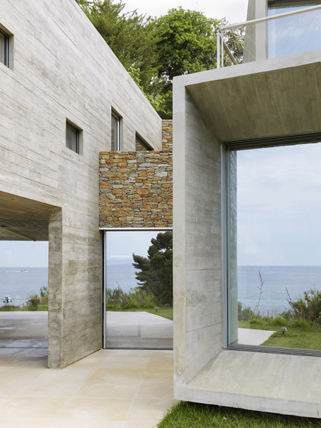 House in south of France by Pascal Grasso
