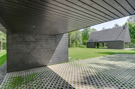 House in Trakai by Aketuri Architektai