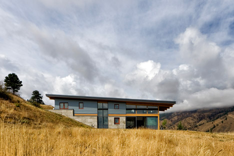 Nahahum Cabin by Balance Associates