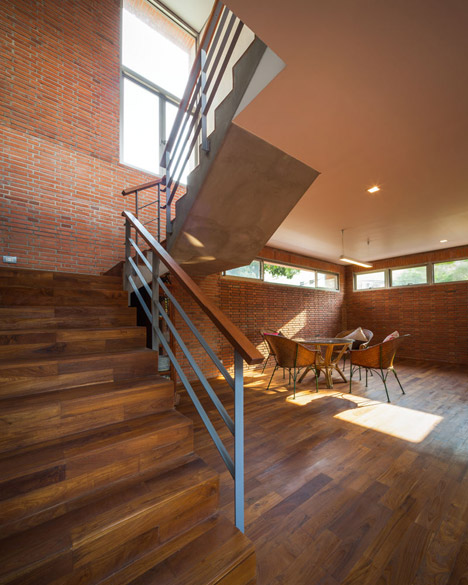 Ngamwongwan house in Bangkok by Jun Sekino