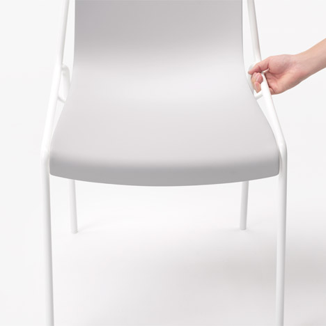 Offset-frame chair by Nendo