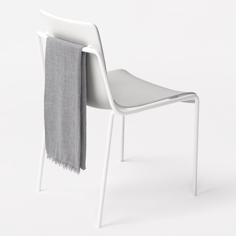 Offset-frame chair by Nendo