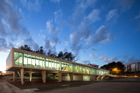 Palavras by Regino Cruz Arquitectos
