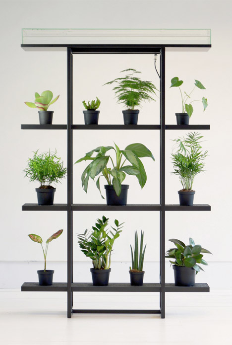 Pikaplant self watering systems