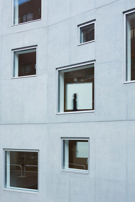 R4 in Roppongi by Florian Busch Architects