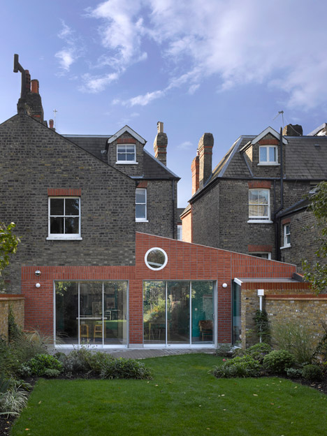 Sanderson House by David Kohn Architects