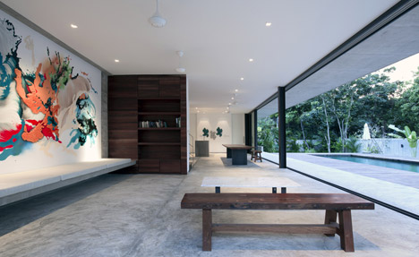 Swiss Tropical House by Architect Kidd