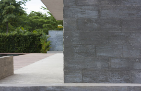 Swiss Tropical House by Architect Kidd