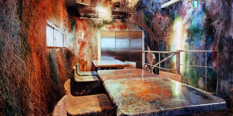 Tetchan bar by Kungo Kuma