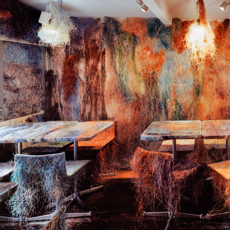 Tetchan bar by Kengo Kuma
