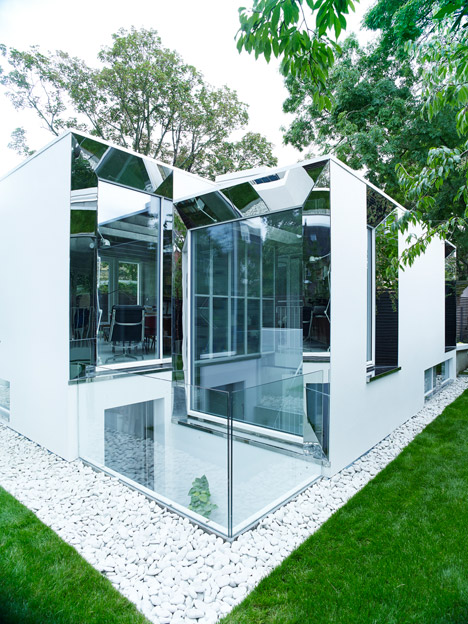 The Covert House by DSDHA