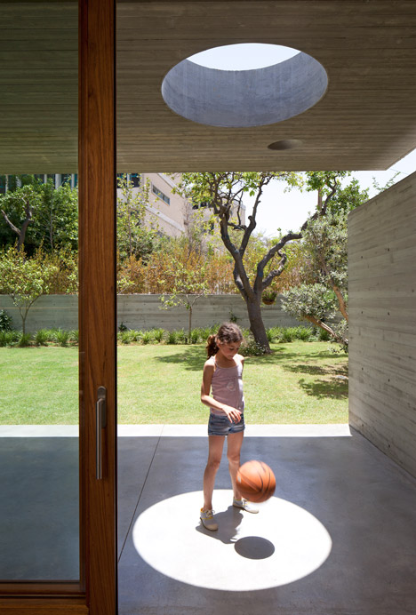 A House for an Architect by Pitsou Kedem