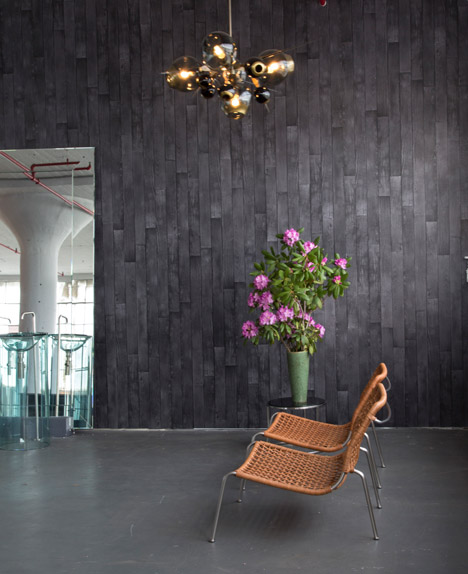 1-1-Piero-Lissoni-Exhibition_dezeen_468_7