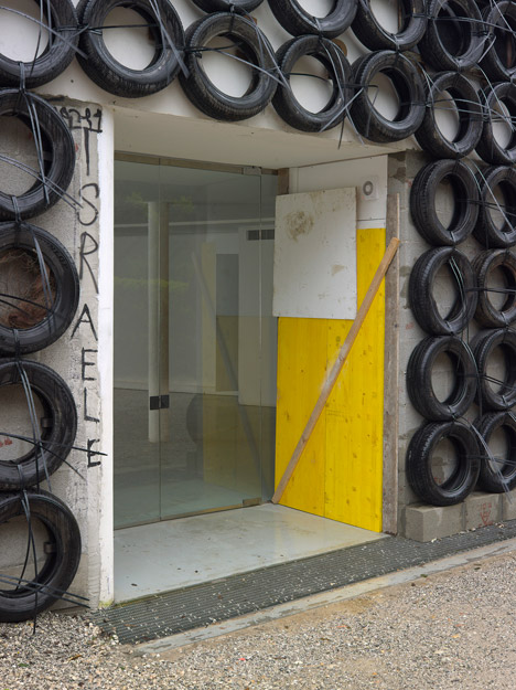 Archeology-of-the-Present-by-Tsibi-Geva_dezeen_468_17