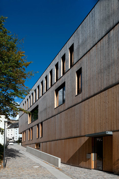 Centre du Mouvement Écologique by Steinmetzdemeyer