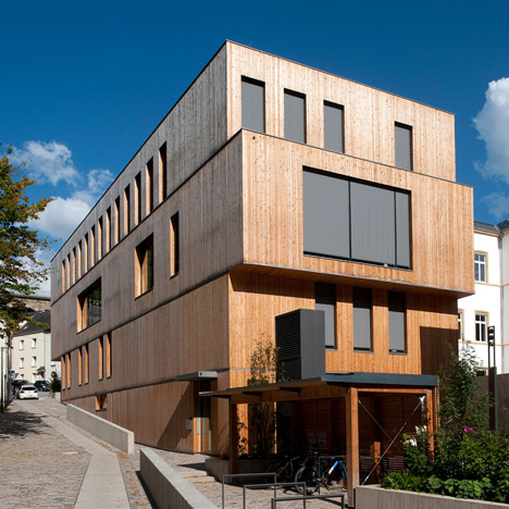 Centre du Mouvement Écologique by Steinmetzdemeyer