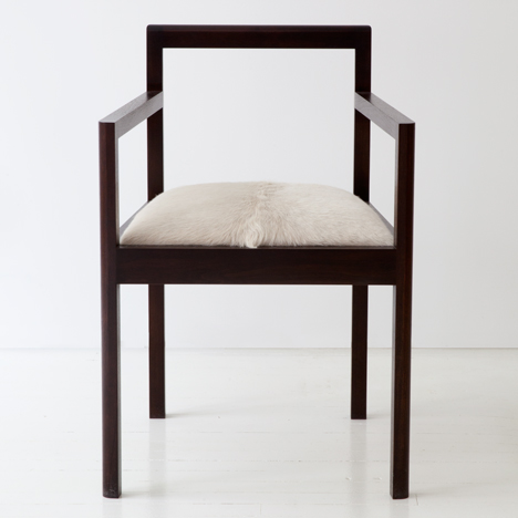 Densen dining chair