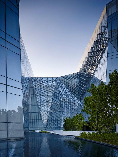 FBI South Florida Headquarters by Krueck and Sexton Architects