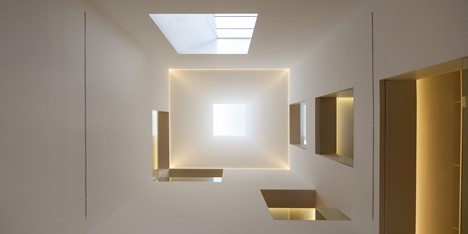 Francisco Mangado expands a Spanish museum by adding a new building behind a historic facade