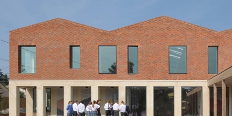Fitzjames Teaching and Learning Centre at Hazlegrove School by Feilden Fowles