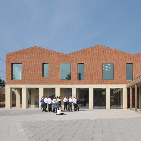 Fitzjames Teaching and Learning Centre at Hazlegrove School by Feilden Fowles