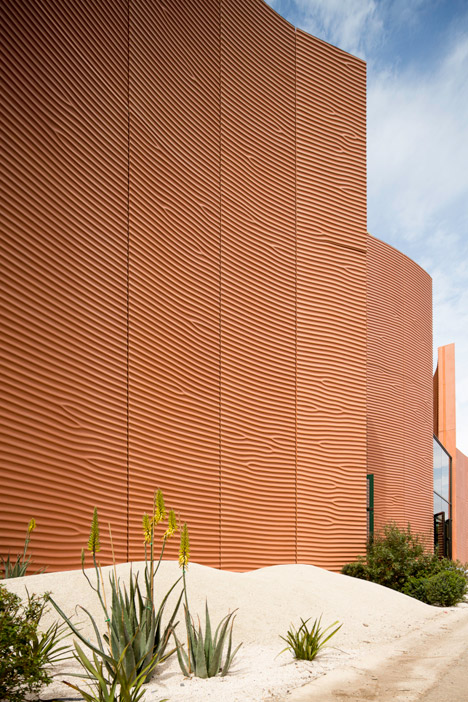 UAE pavilion for the Milan Expo 2015 by Foster + Partners