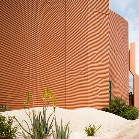 UAE pavilion at Milan Expo 2015 by Foster + Partners