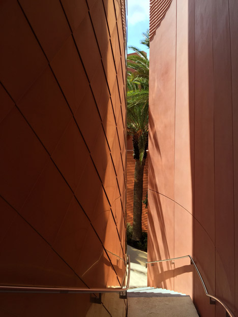 UAE pavilion for the Milan Expo 2015 by Foster + Partners
