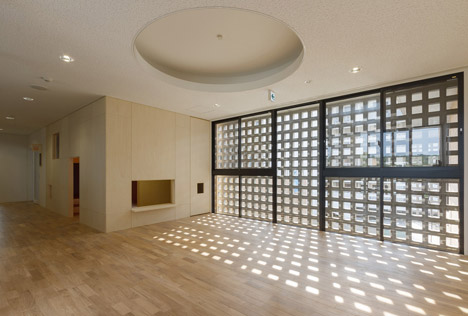 Hanazono Kindergarten and Nursery in Okinawa by Hibino Sekkei and Youji no Shiro
