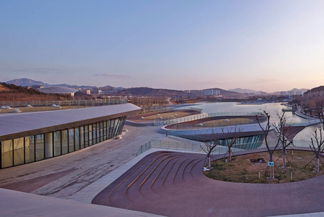 Heavenly Water Service Center of International Horticultural Exposition 2014 by HHD Fun