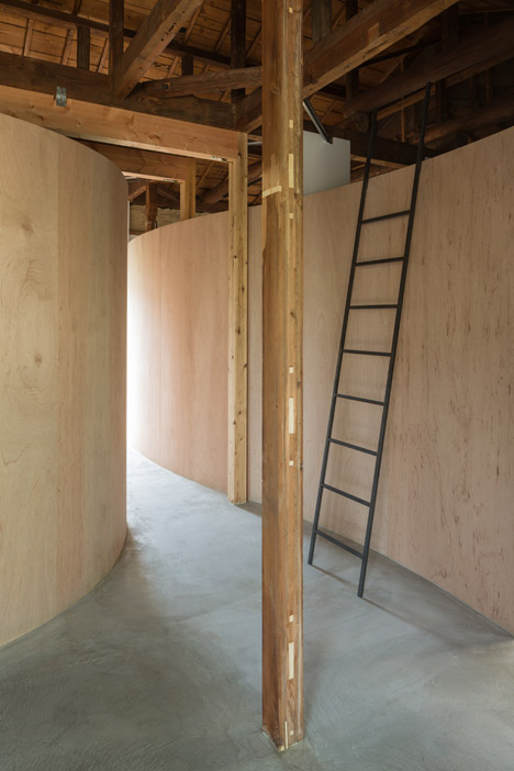 House in Kamisawa by Tato Architects