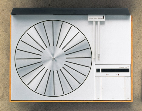 BeoGram 4000 Record Deck by Jacob Jensen