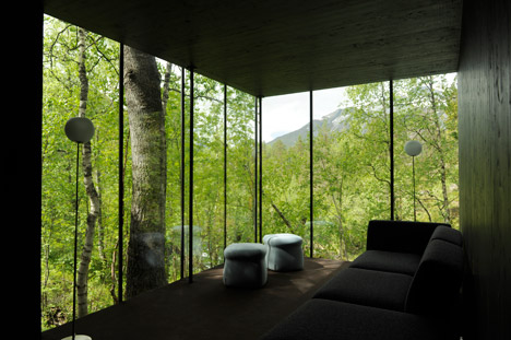 Ex Machina film set