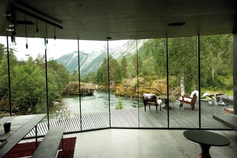Ex Machina film set